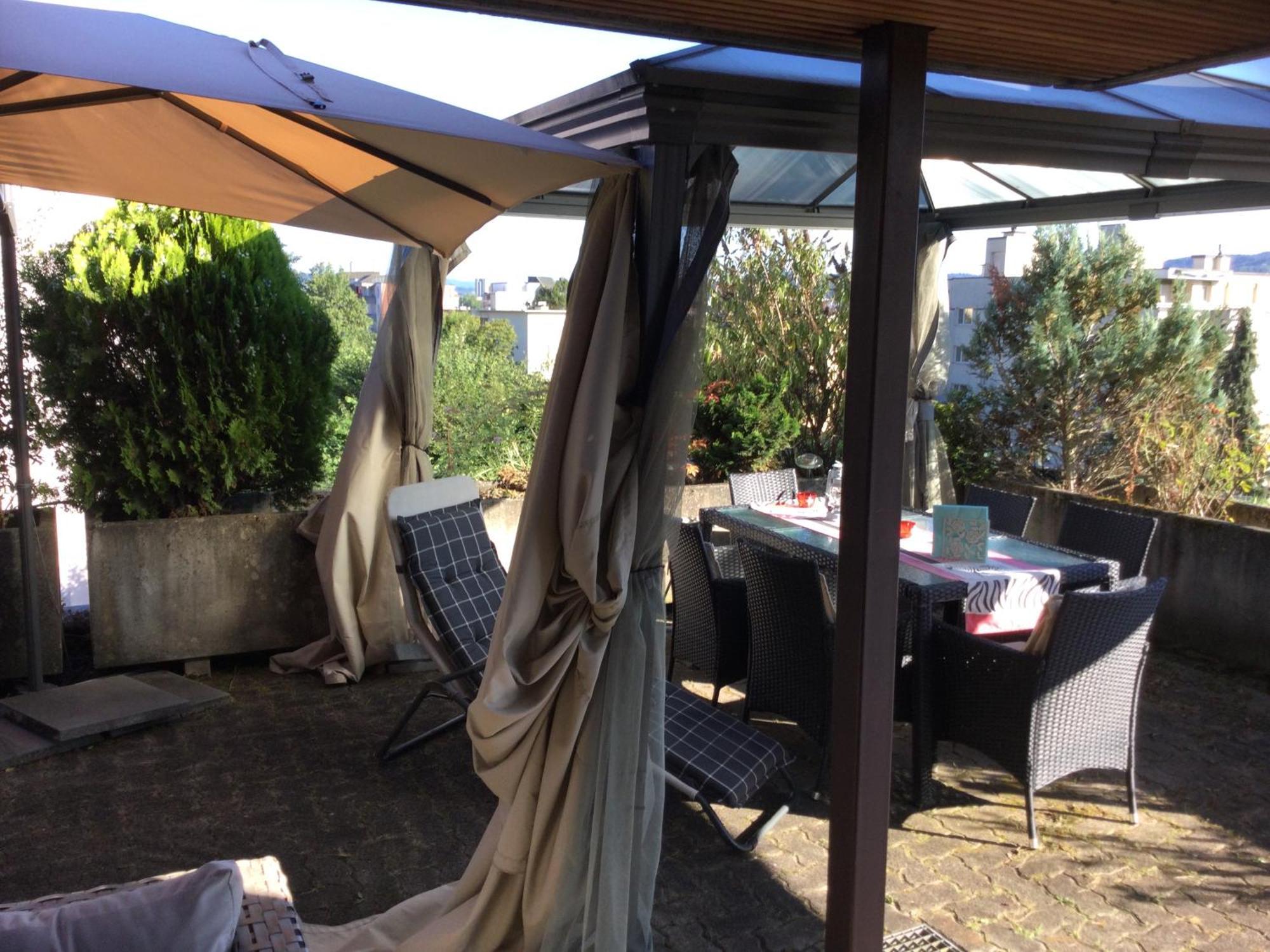 Chambre Spacieuse Et Confortable Avec Ecran Plat Oetwil an Der Limmat Buitenkant foto
